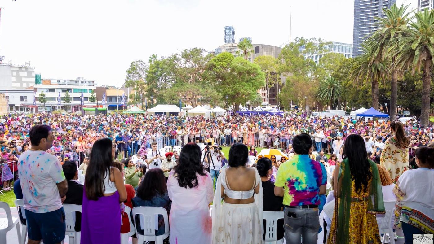 The crowd in front of the main stage, seen from the wings